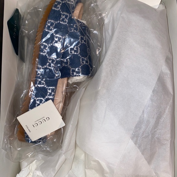 Gucci Women’s Platform Sandals 2020 - Picture 2 of 4